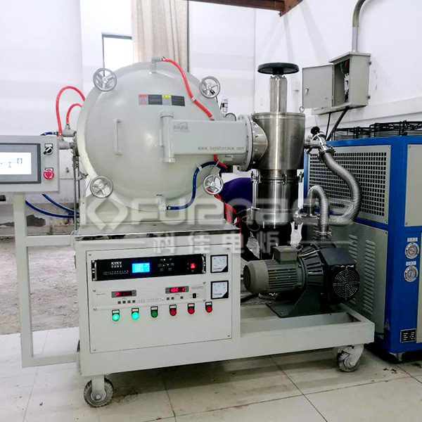 Vacuum tempering furnace